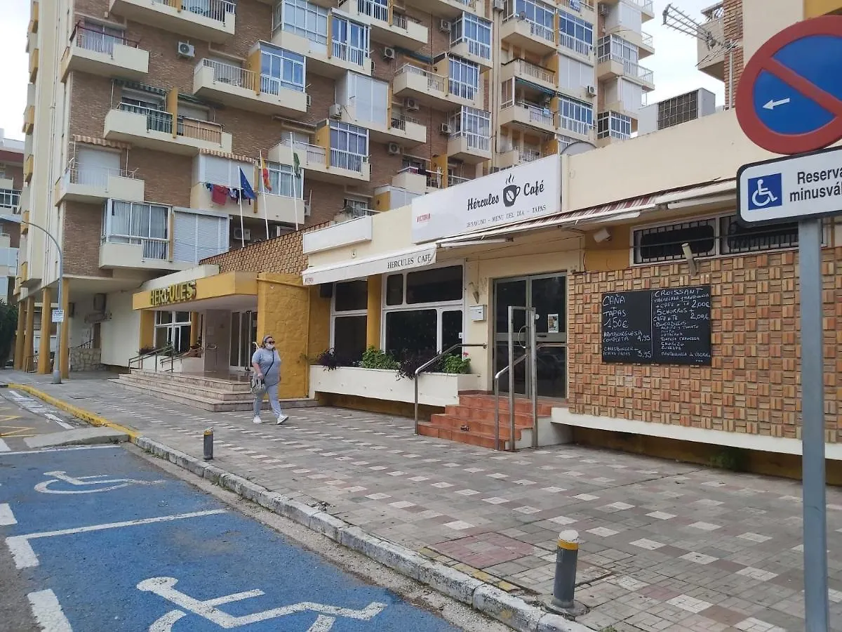 Apartamento A 10 min de la playa y con excelentes zonas comunes Benalmádena España
